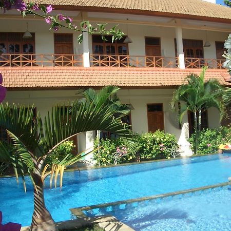 Villa Jaya Lovina Екстериор снимка