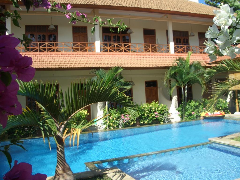 Villa Jaya Lovina Екстериор снимка