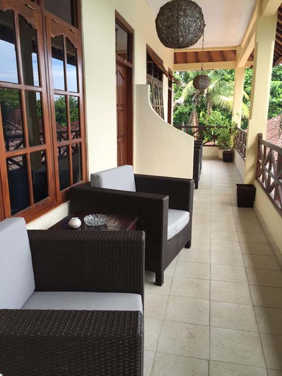 Villa Jaya Lovina Стая снимка